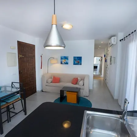 Capistrano Playa 712 Menyber Daire *